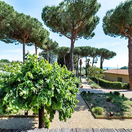 Guesthost - La E Bella, With Pool & Parking Apartamento *